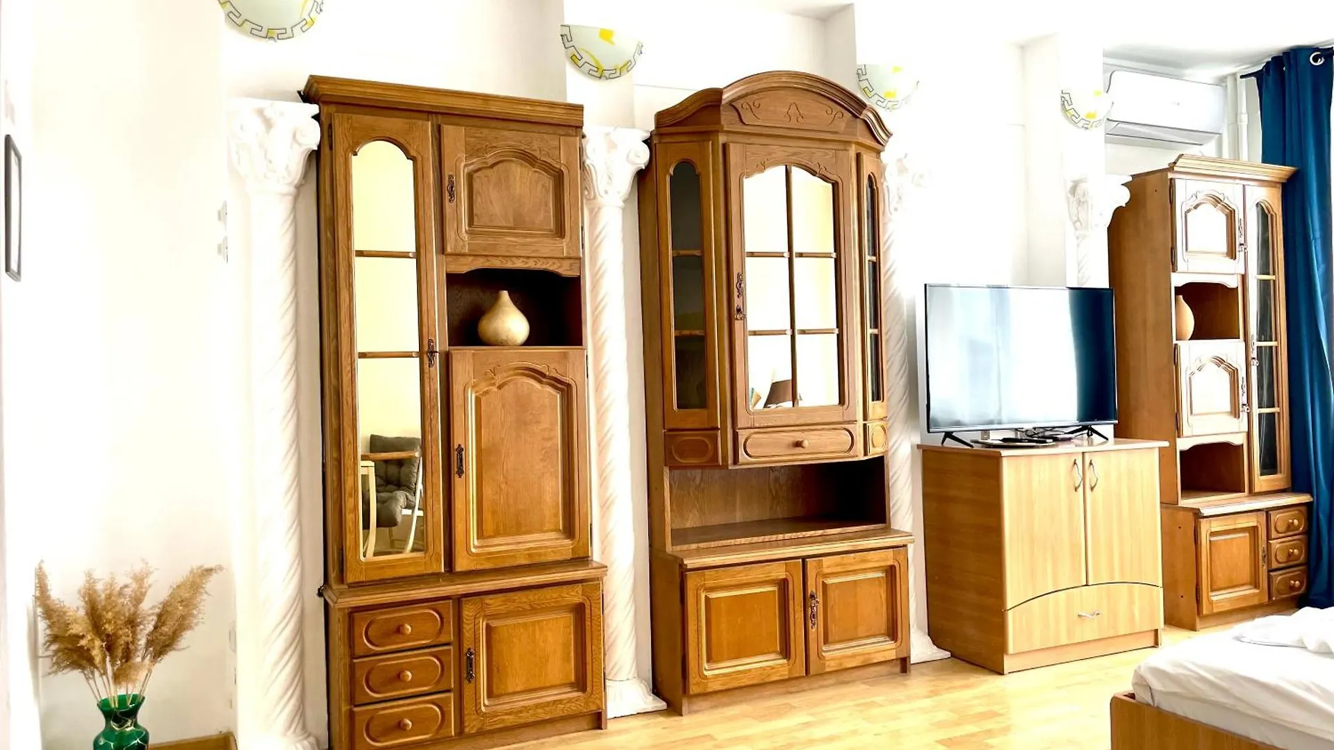 Sala Palatului Studio Apartment Bucureşti 0*,  România